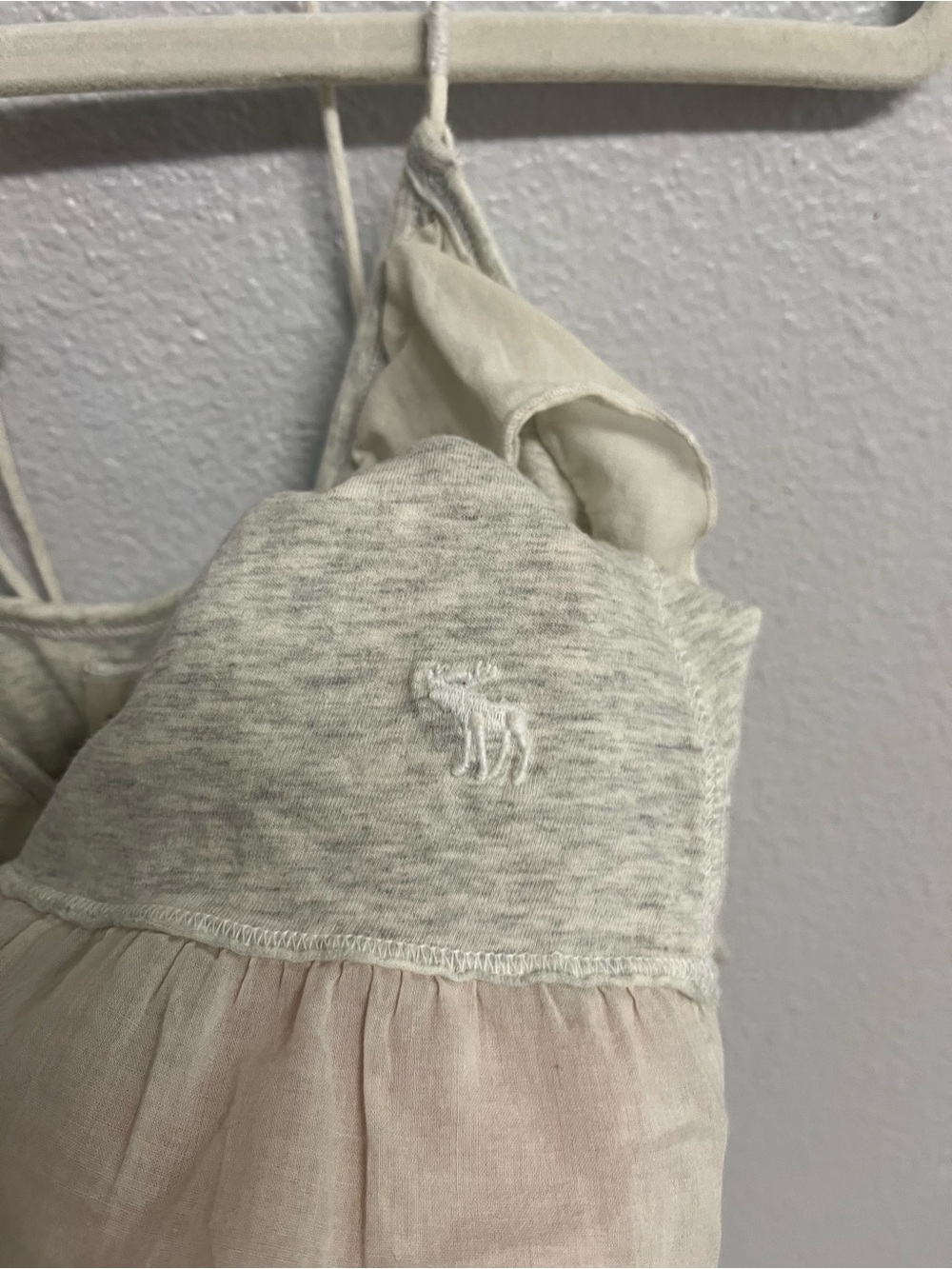 Abercrombie & Fitch Cream Ruffle Tank Top - Picture 4 of 6
